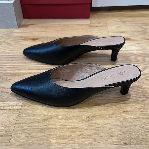 Madewell Black Mules Sleek Minimalist Design - Picture 4 of 5